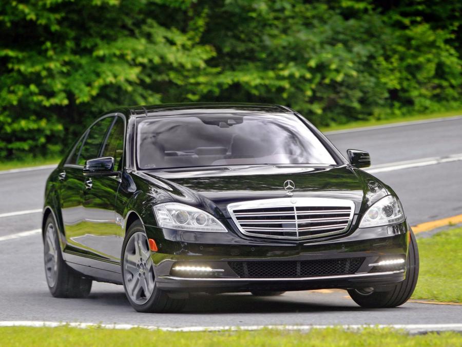  Mercedes-Benz S600 2009 года  (US) (фото 8 из 10)